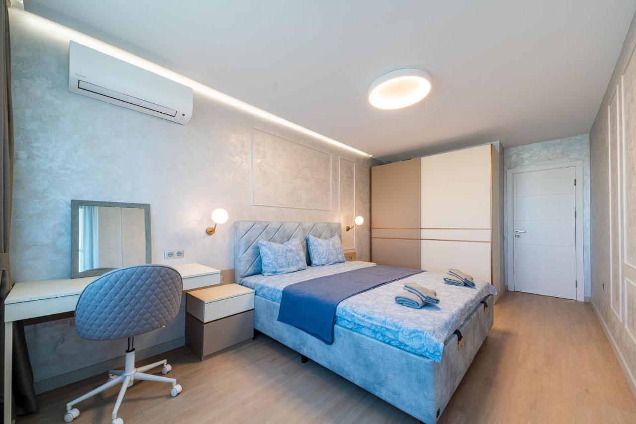 Sky Symphony Apartment *