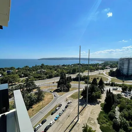 Sky Symphony Apartment Varna Exterior photo