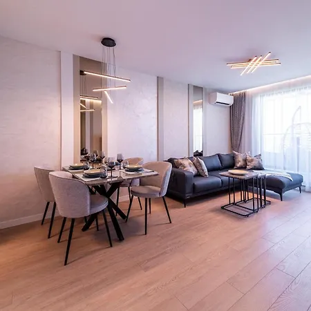 Sky Symphony Apartment Varna Exterior photo