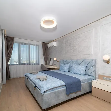 Sky Symphony Apartment Varna Exterior photo